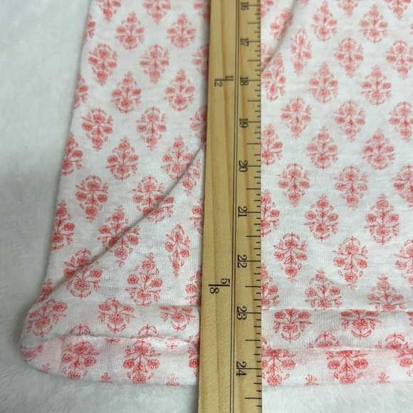 Liz Claiborne Red and White Patterned Blouse - Picture 9 of 10